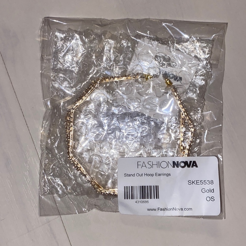 Hoop earrings gold